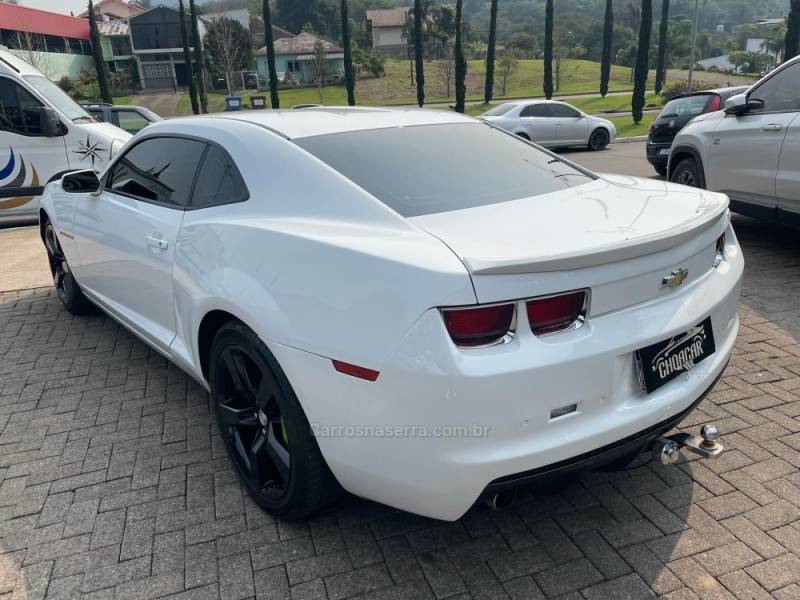 CHEVROLET - CAMARO - 2013/2013 - Branca - R$ 239.000,00