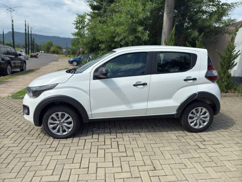 FIAT - MOBI - 2022/2022 - Branca - R$ 55.000,00