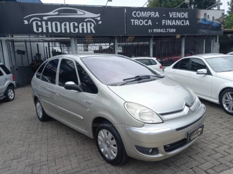 CITROËN - XSARA PICASSO - 2012/2012 - Bege - R$ 29.900,00